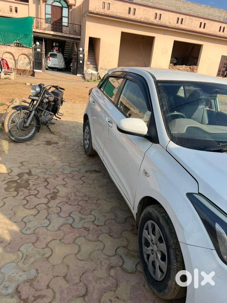 Hyundai Diesel Car 2018 Year Good Condition Good Average 25+