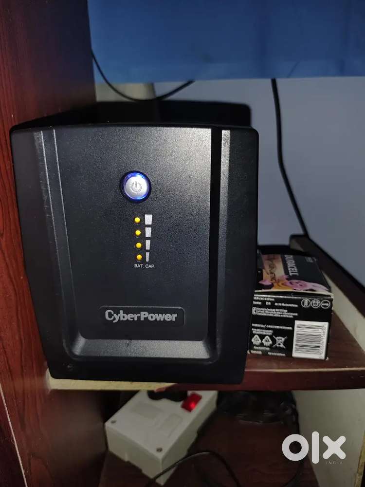 CyberPower UT2200E 2200VA UPS
