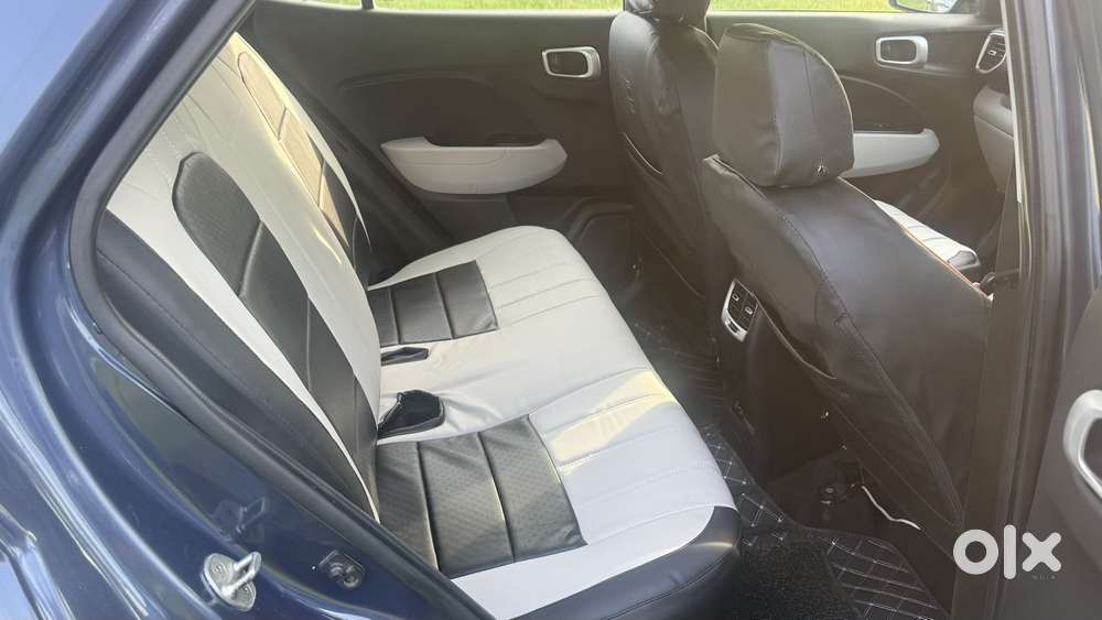 Hyundai Venue 1.2 S (o), 2022, Petrol