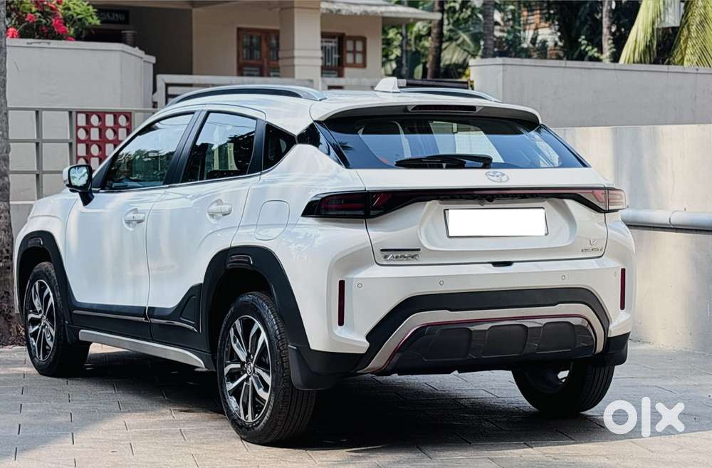 Toyota Urban Cruiser Taisor V 1.0 Petrol At, 2024, Petrol