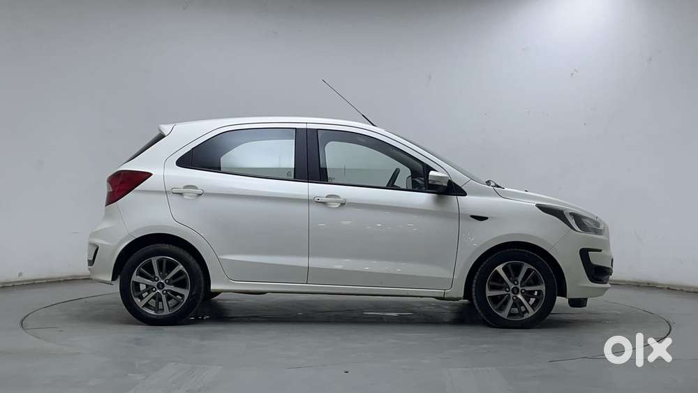 Ford Figo Titanium, 2021, Petrol