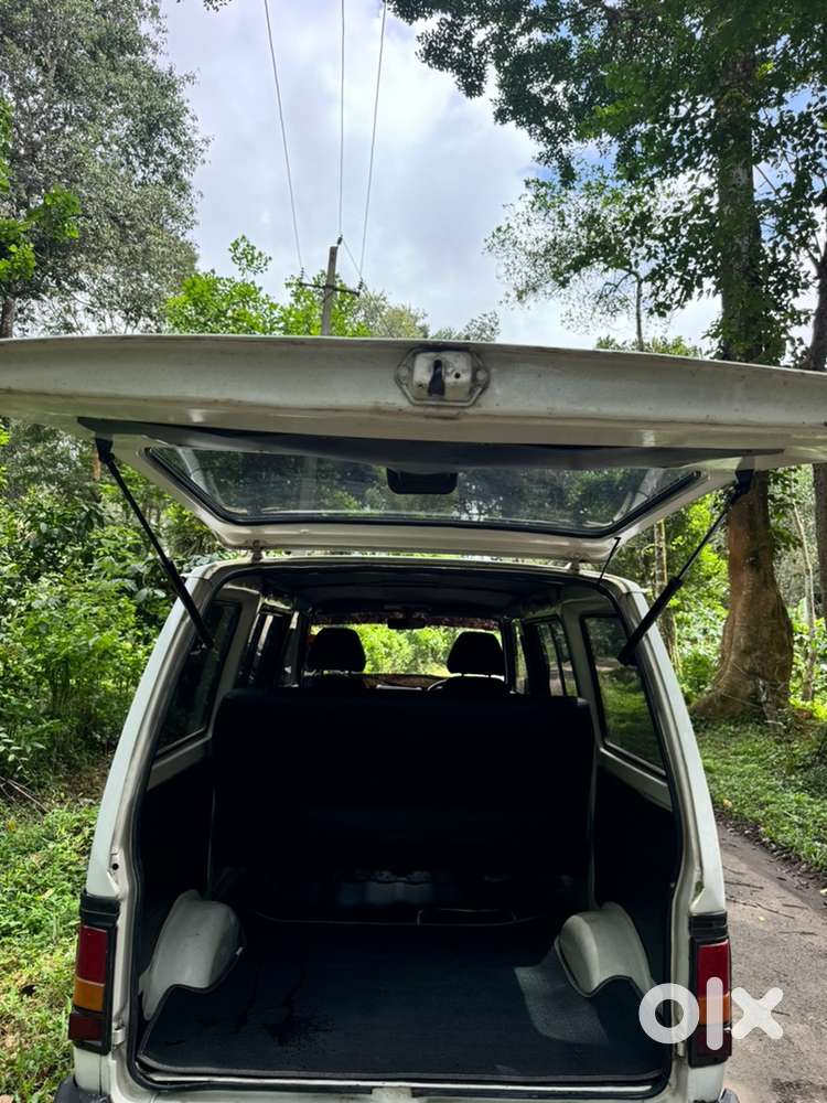Maruti Suzuki Omni 2013