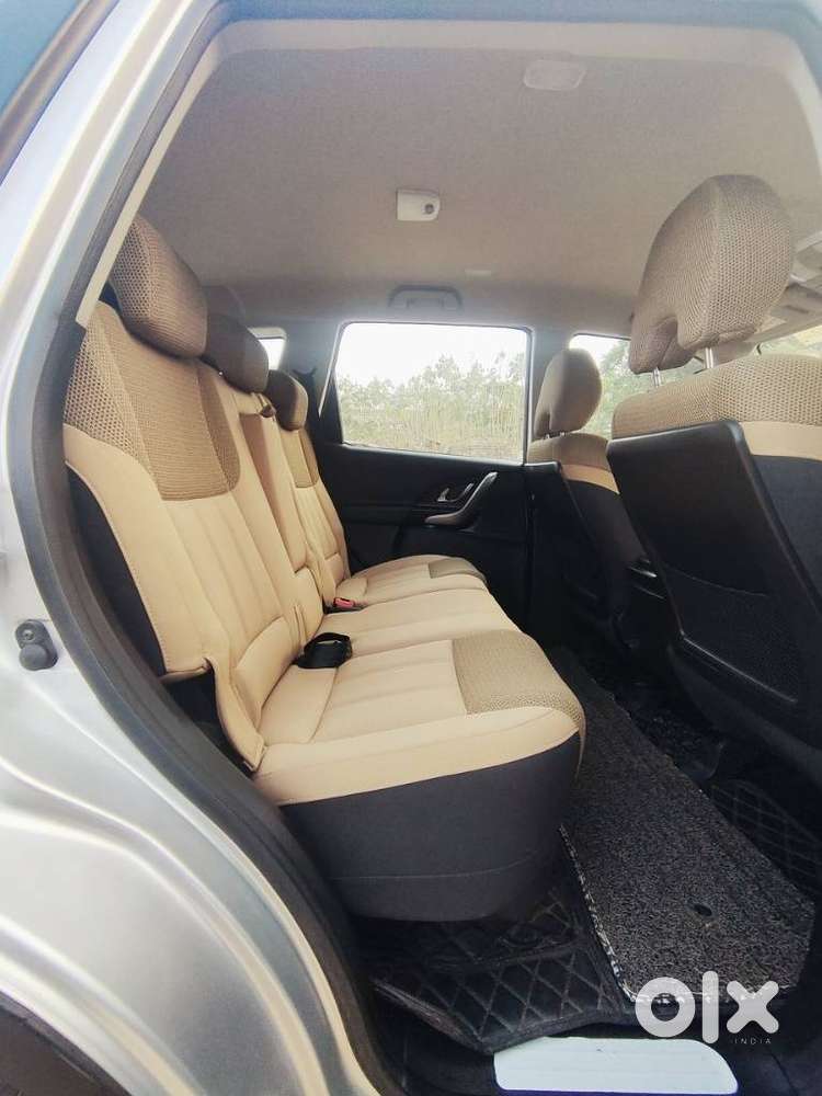 Mahindra Xuv500 W7, 2020, Diesel