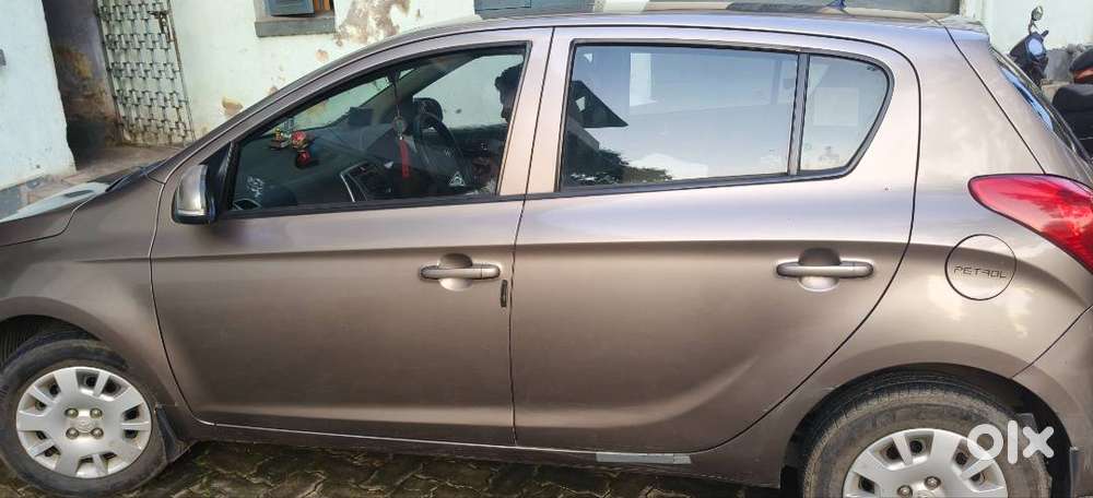 Hyundai I20 2013 Petrol Well Maintained