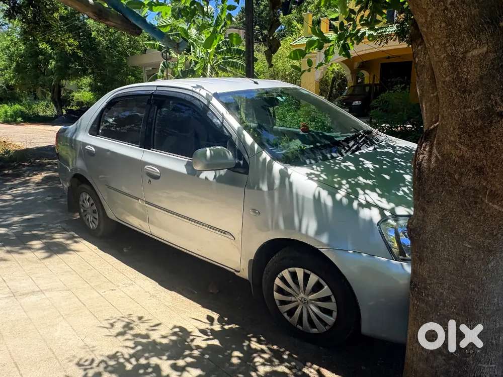 Toyota Etios  G 2012