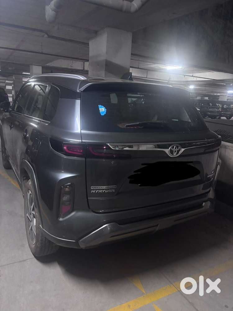 Toyota Urban Cruiser 2023 G Hybrid Hyryder With Strong Mileage 25 Kms