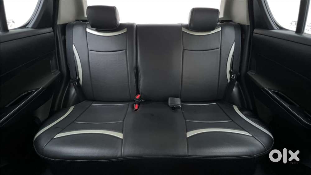 Maruti Suzuki Swift Vvt Vxi, 2017, Petrol