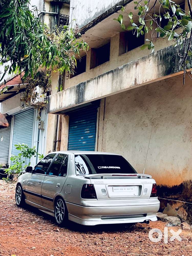 Maruti Suzuki Esteem 2004