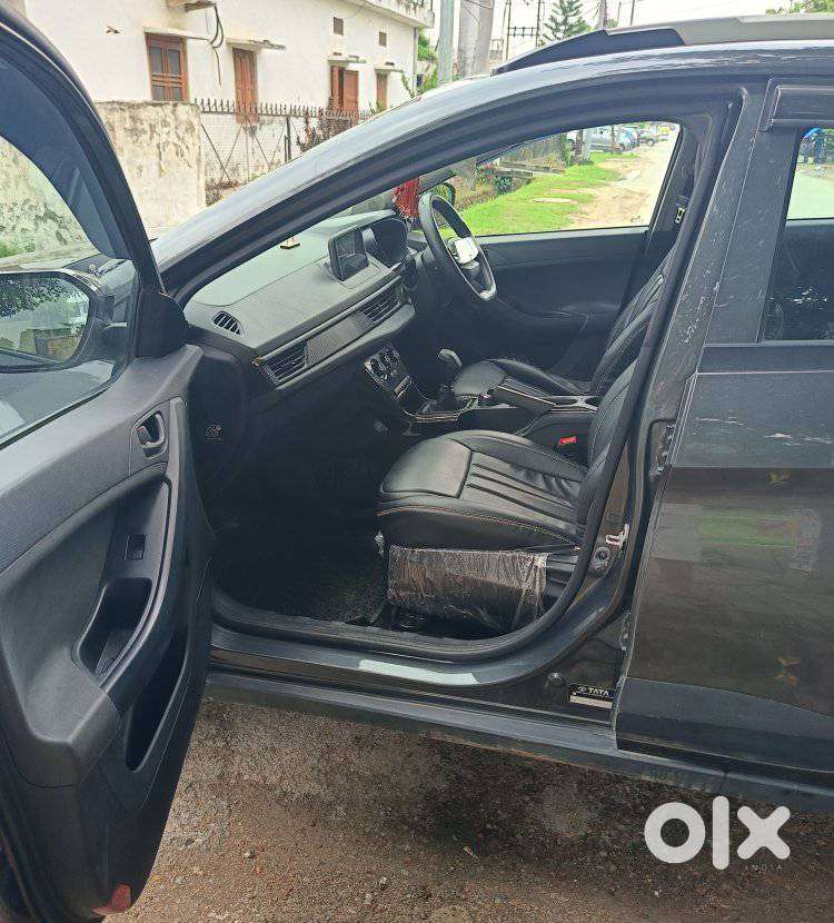 Tata Nexon Smart Plus S 1.2 Revotron Petrol 5 Mt, 2024, Petrol