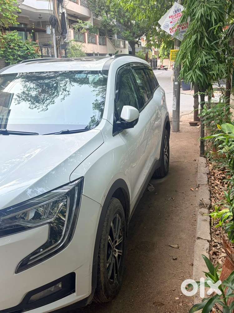 Mahindra Xuv700 Petrol 2025