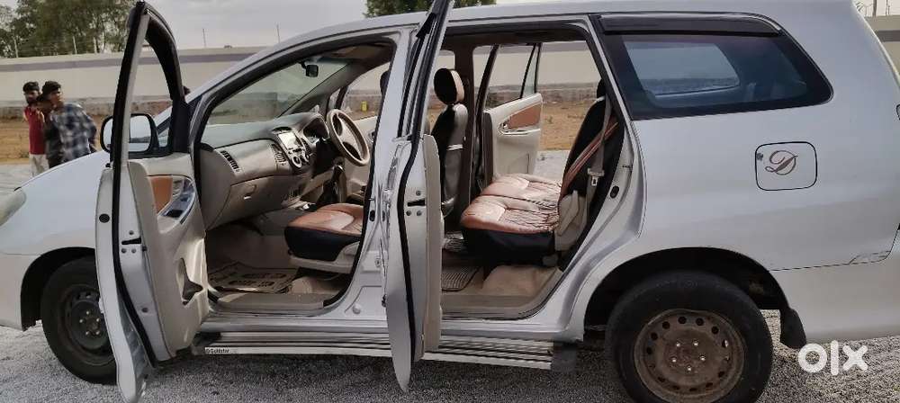 Toyota Innova 2010 Diesel 190000 Km Driven
