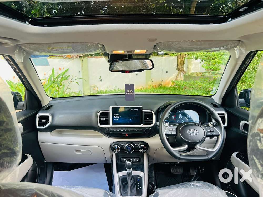 Hyundai Venue 1.0 Sx (o) Turbo Dct, 2024, Petrol