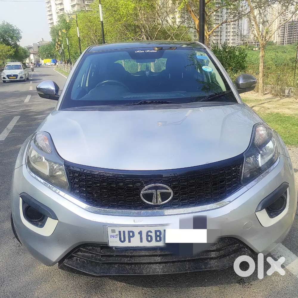 Tata Nexon Xm Petrol (2017–2020)  Well Maintained  5-star Safety