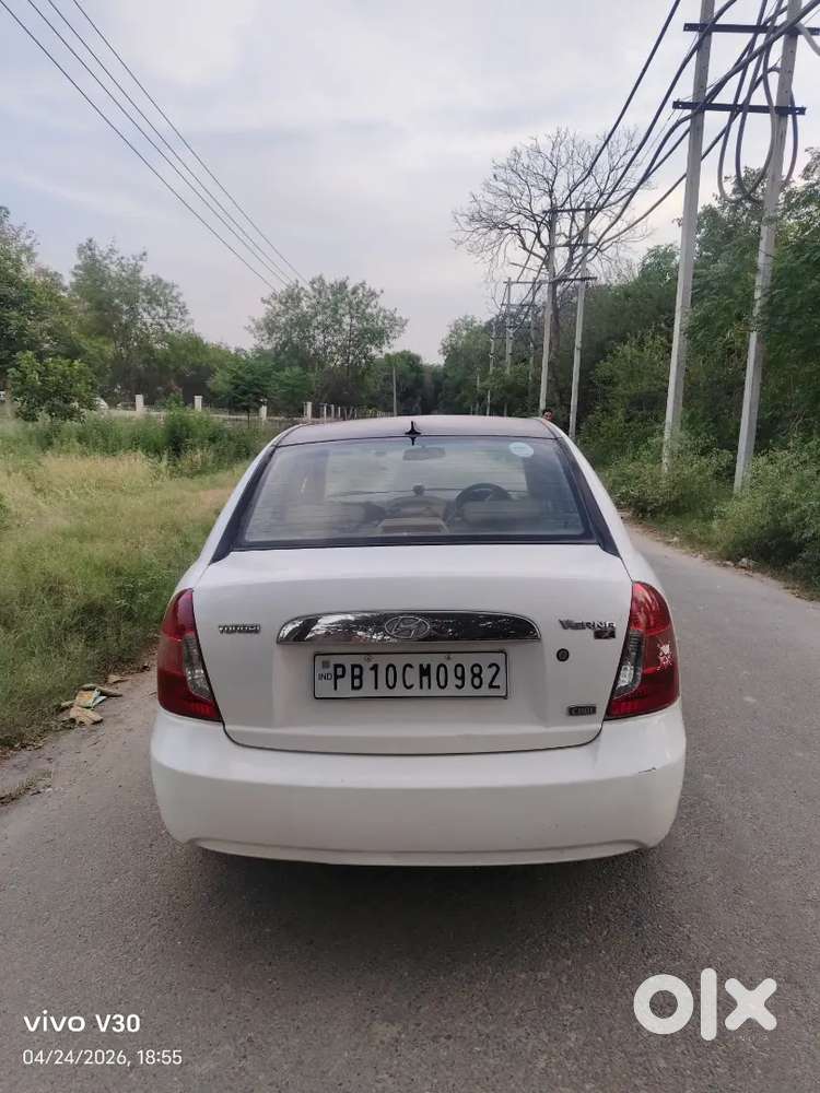 Verna 2008/9 Sx Top Model  Rc Not Paas