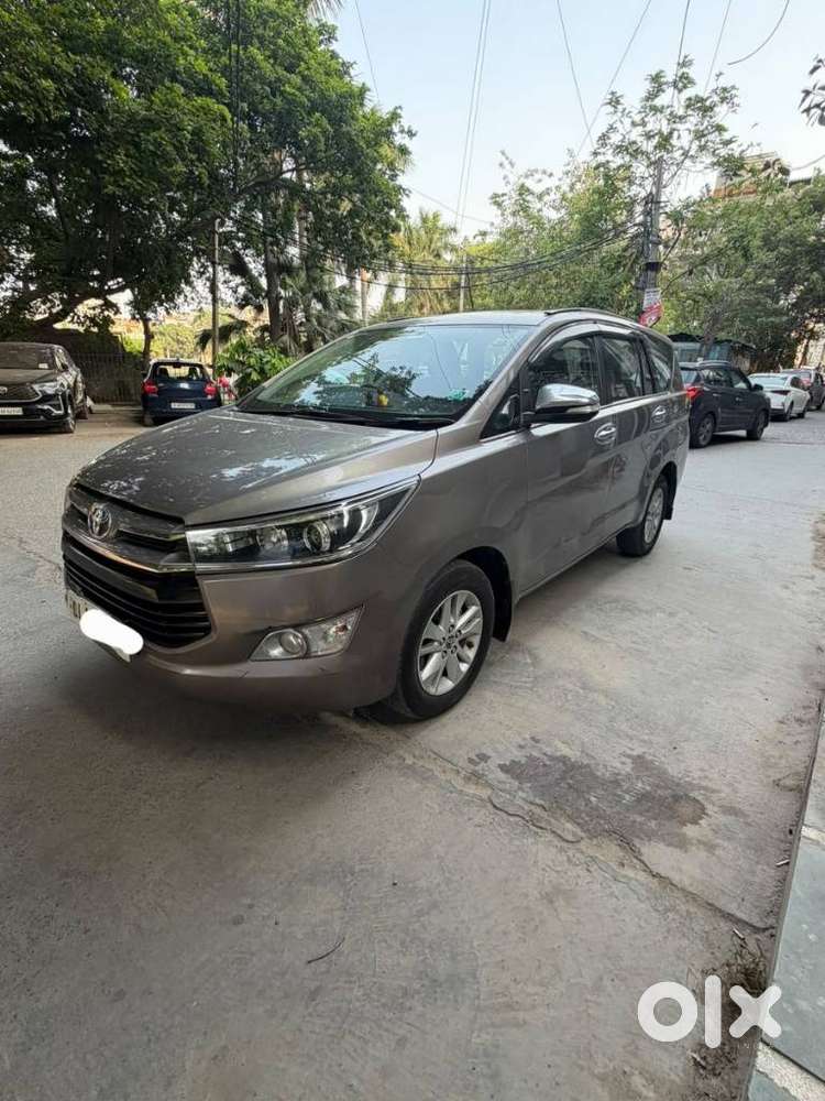 Toyota Innova Crysta 2.8z Automatic, 2017, Diesel