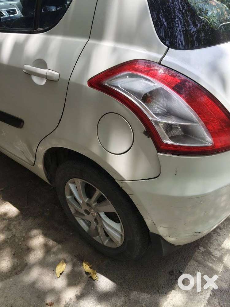 Maruti Suzuki Swift Zxi, 2012, Petrol