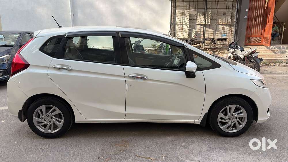 Honda Jazz 1.2 Zx Cvt I-vtec, 2021, Petrol