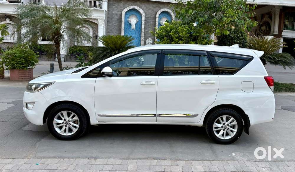 Toyota Innova Crysta 2.4 G Mt, 2019, Diesel