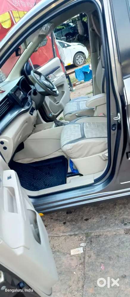 Maruti Suzuki Ertiga 2023 Variant Zxi