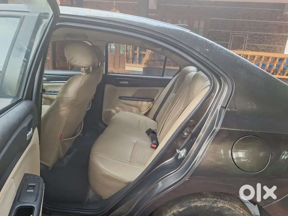 Honda Amaze 2021 Petrol Well Maintained