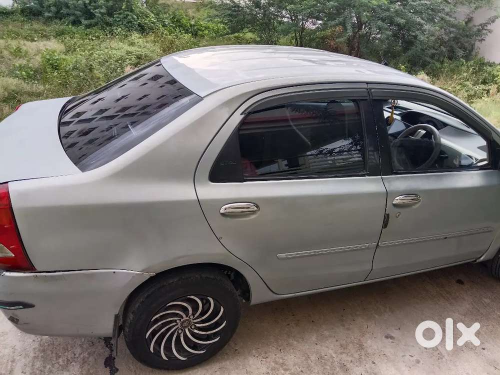 Toyota Etios Xclusive 2013