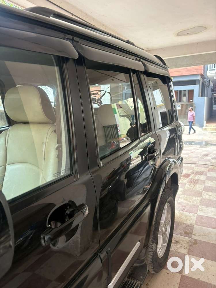 Mahindra Scorpio Diesel 2015
