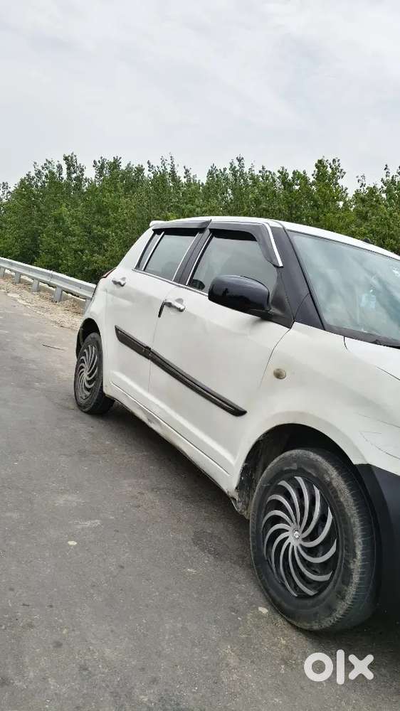 Maruti Suzuki Swift Vxi 2011 Second Owner
