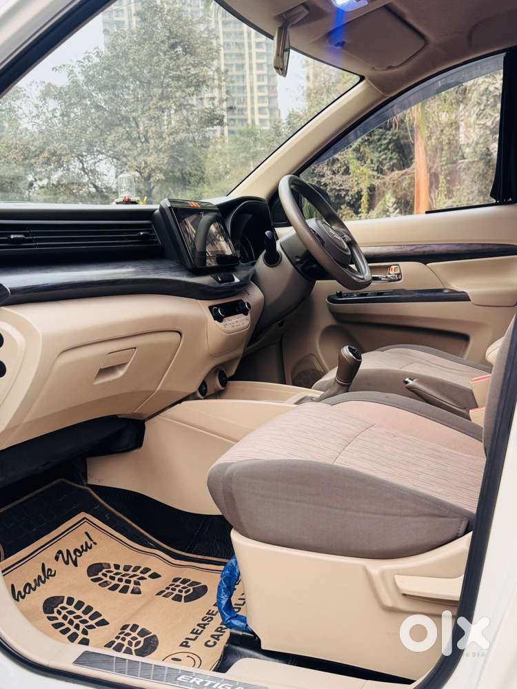 Maruti Suzuki Ertiga Zxi (o) Cng [2022-2023], 2022, Cng & Hybrids