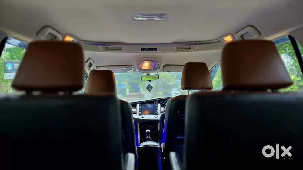 Toyota Innova Crysta [2020-ongoing] 2.4 Vx 8 Str, 2021, Diesel