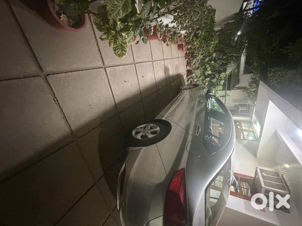 Doctor Owned Honda City Zx 2015 Petrol 84000 Km Driven