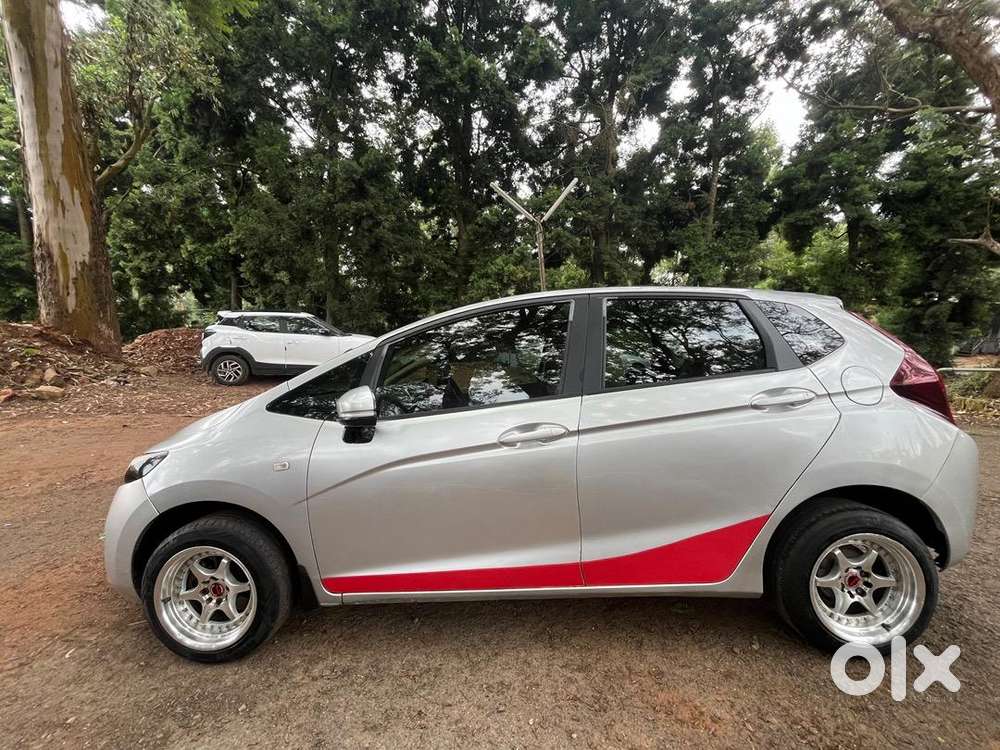 Honda Jazz 2016 Diesel Well Maintained