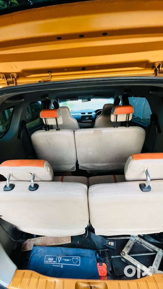 Renault Triber Rxz, 2020, Petrol