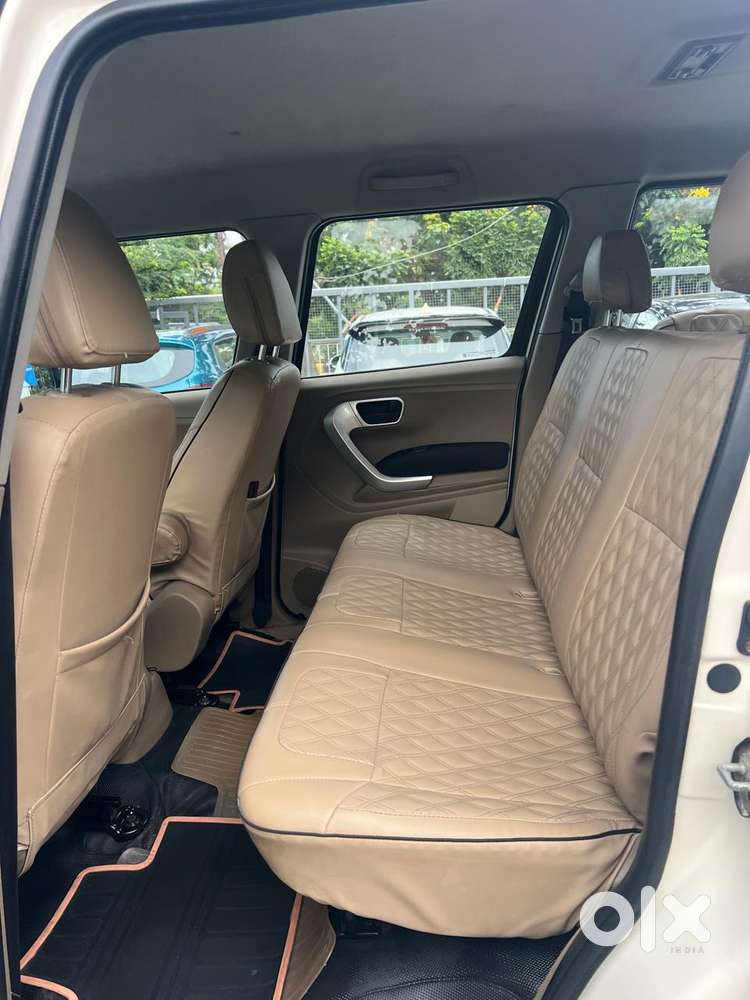 Mahindra Tuv 300 Mhawk100 T8, 2017, Diesel