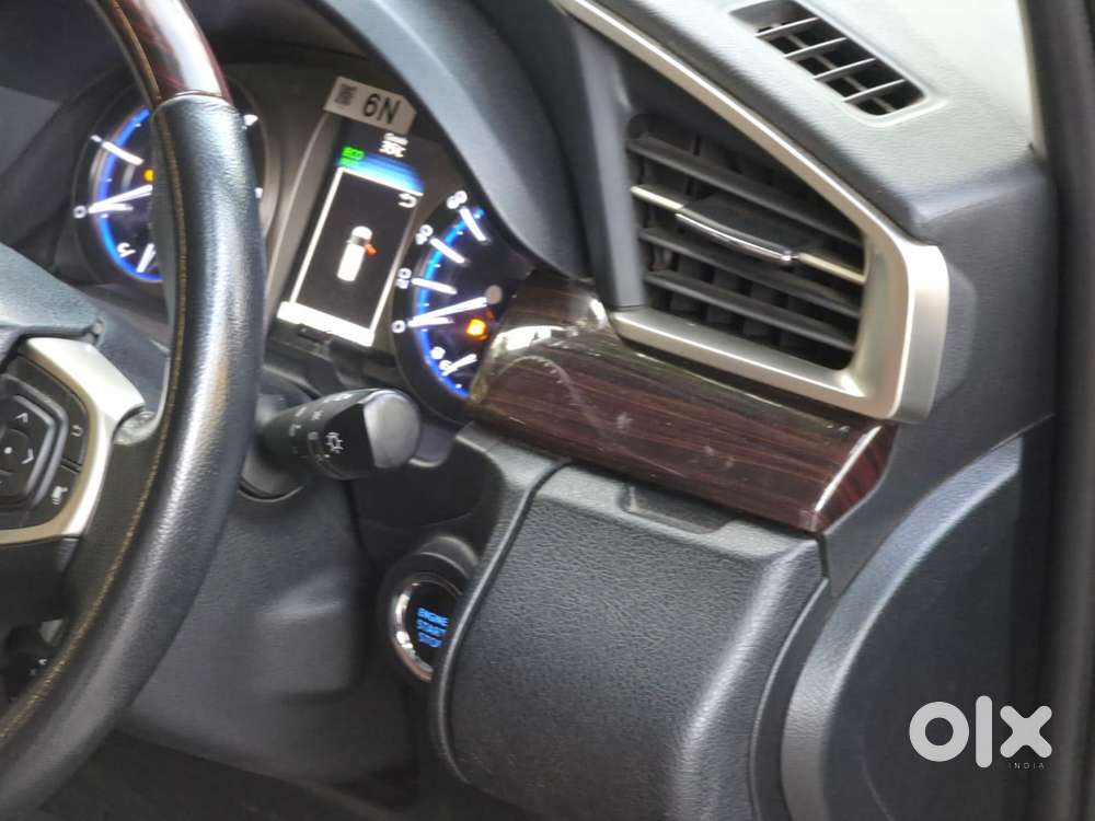Toyota Innova Crysta 2.4 V 8 Str, 2019, Diesel