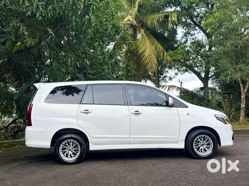Toyota Innova 2.5 G (diesel) 7 Seater, 2015, Diesel