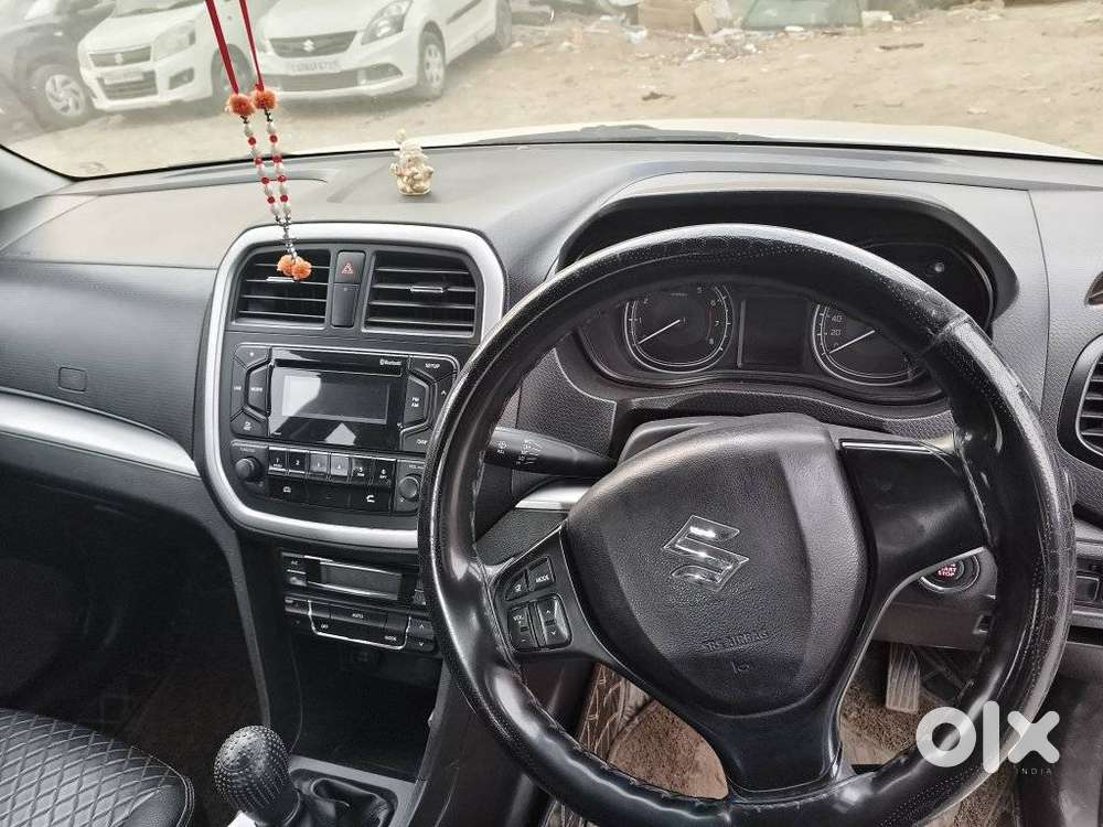 Maruti Suzuki Brezza Vxi At, 2021, Petrol