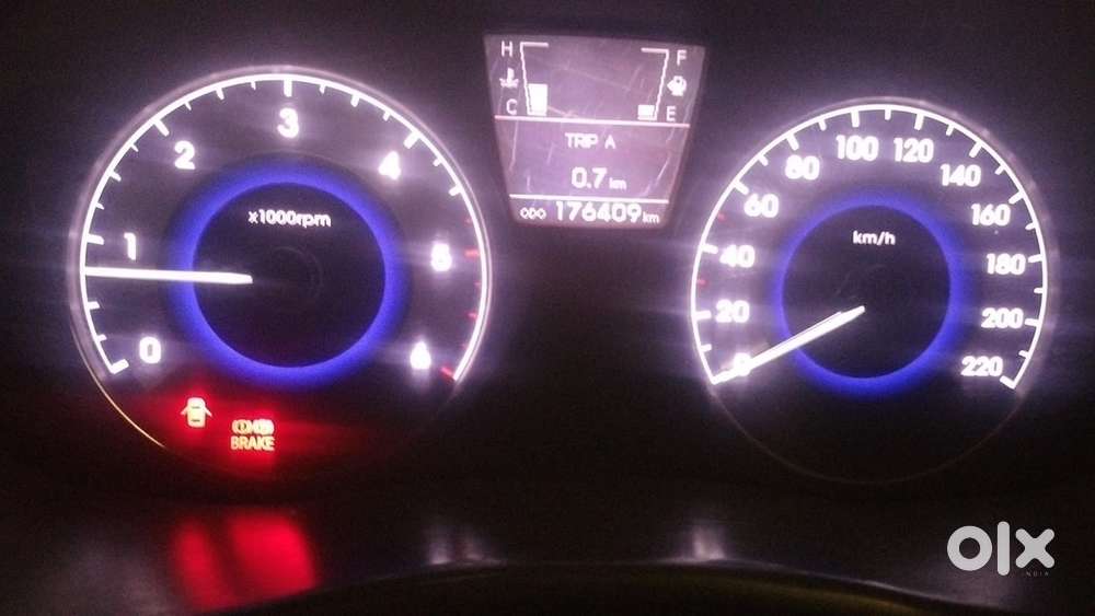 Hyundai Verna Fluidic 2012
