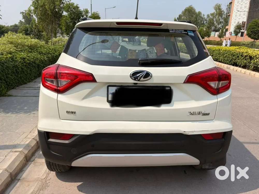 Mahindra Xuv300 2022 Petrol 35000 Km Driven