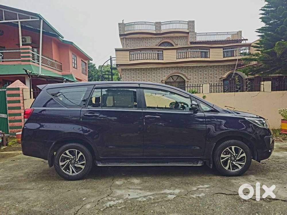 Toyota Innova Crysta [2020-ongoing] 2.4 Gx At 7 Str, 2022, Diesel