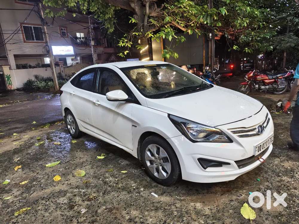 Hyundai Verna Fluidic 2015 Manual 111211 Km