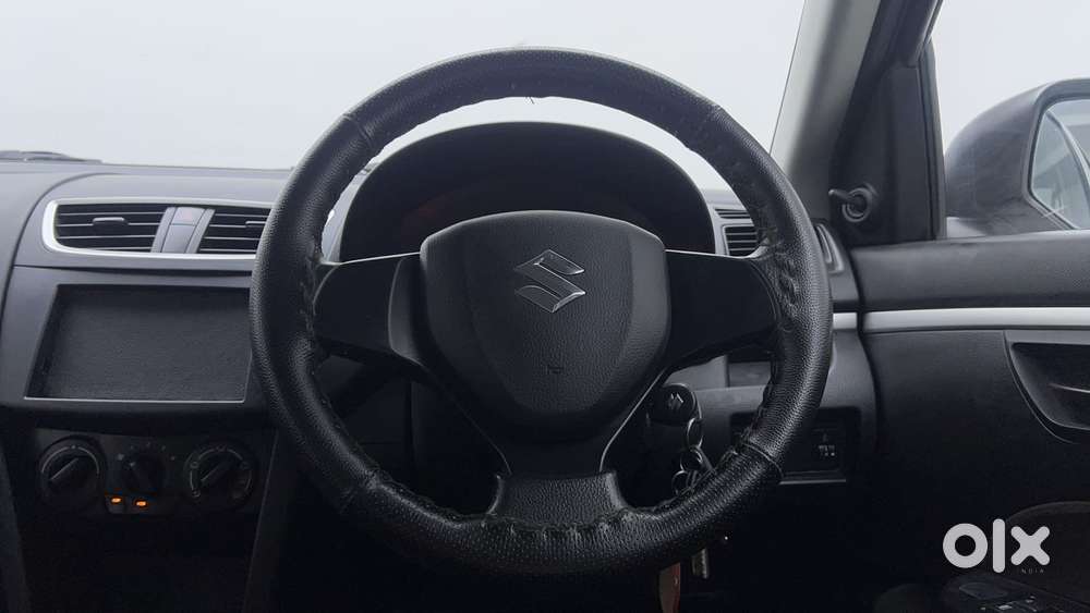 Maruti Suzuki Swift 1.2 Lxi (o), 2016, Petrol