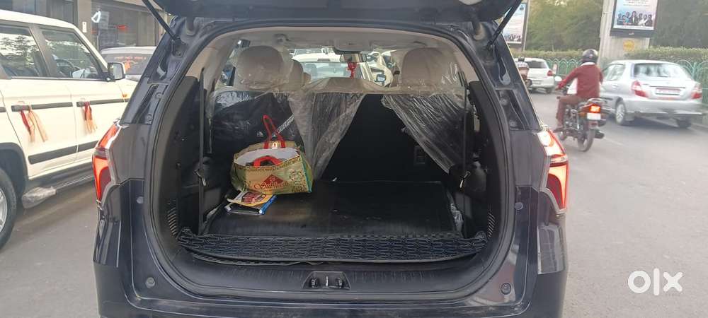 Mahindra Xuv700 2.2 Ax 7 Diesel Mt Luxury Pack Str, 2024, Diesel