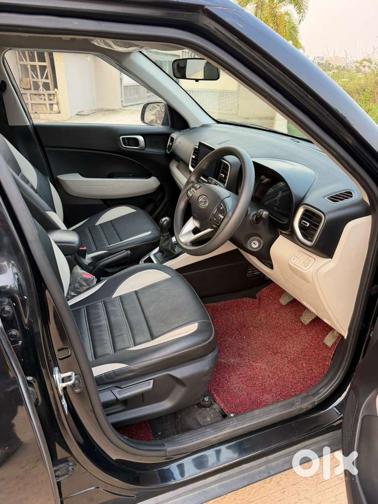 Hyundai Venue, 2024, Petrol