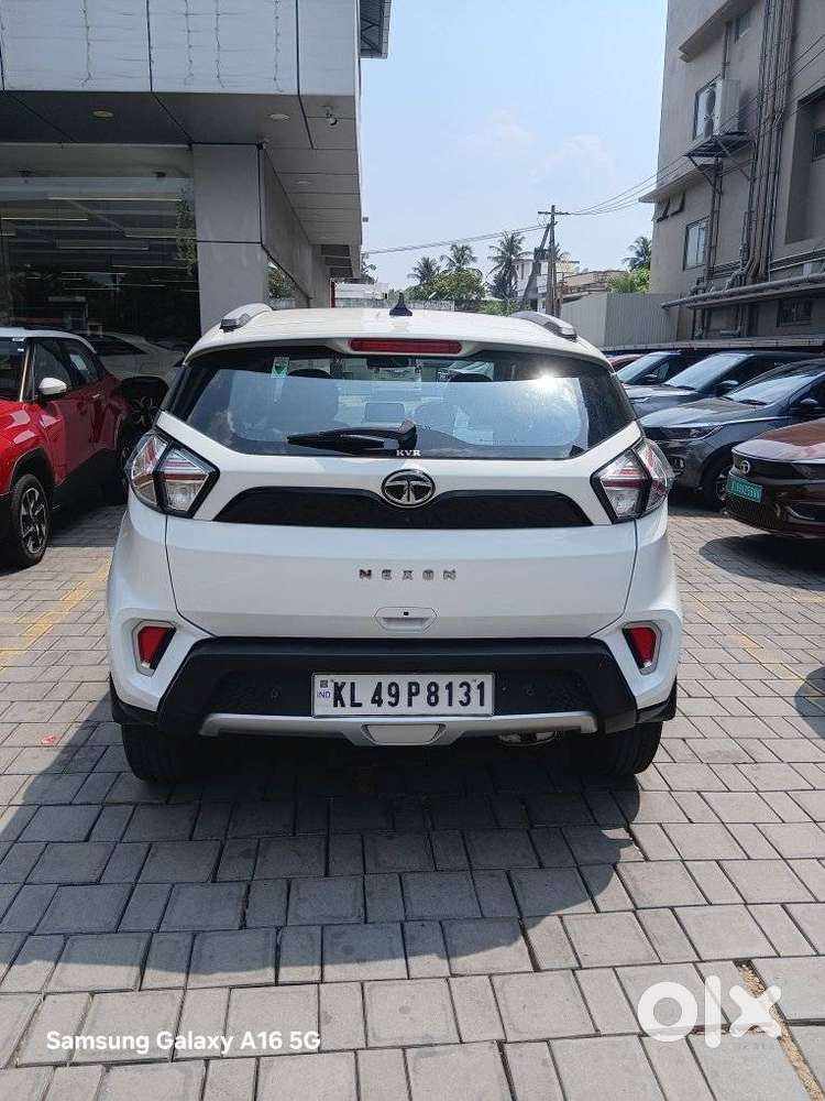 Tata Nexon 1.2 Revotron Xza Plus, 2024, Petrol
