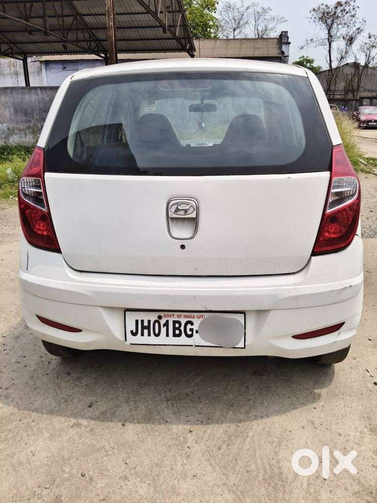 Hyundai I10 Sportz, 2014, Petrol