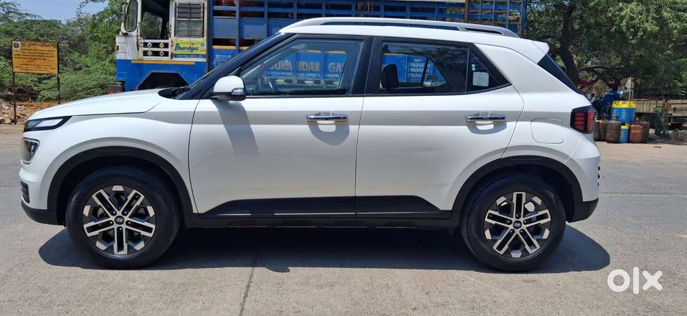Hyundai Venue 1.0 Sx (o) Turbo Dct, 2022, Petrol