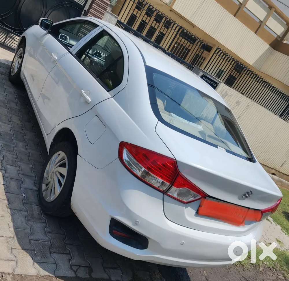 Maruti Suzuki Ciaz Smart Hybrid 2017 Diesel 119000 Km Driven
