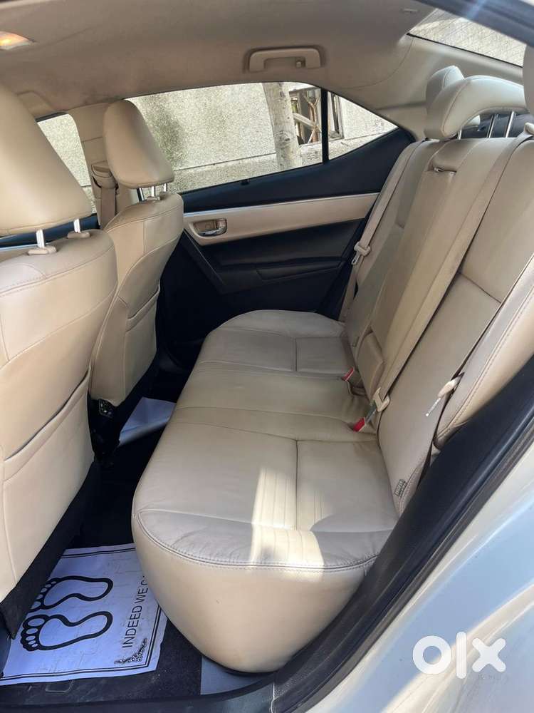 Toyota Corolla Altis 2016