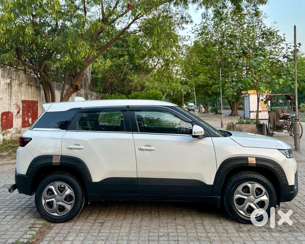Maruti Suzuki Brezza 1.5 Vxi Cng, 2022, Cng & Hybrids