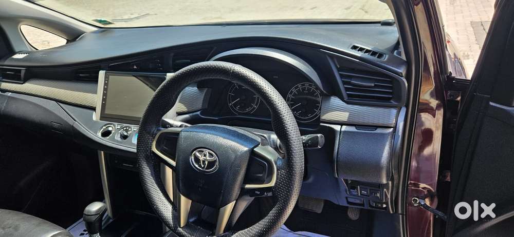 Toyota Innova Crysta 2.8 Gx At 7 Str, 2016, Diesel